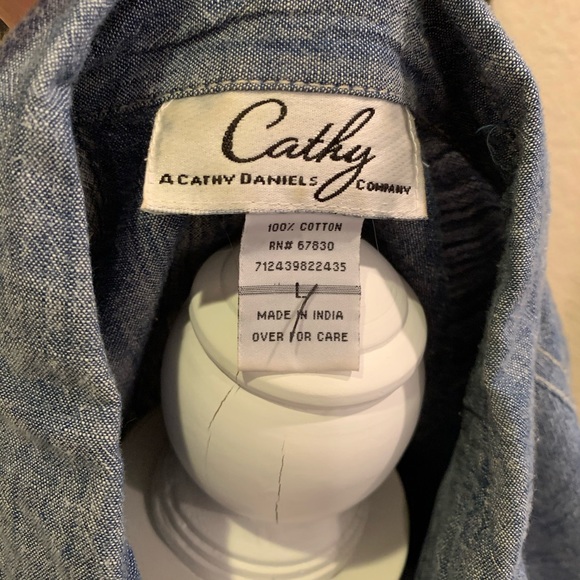 Brand: Cathy Daniel
Size: L
Condition: EUC - Picture 5 of 5